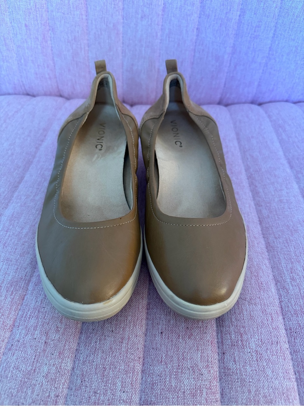 Vionic Jacey Brown Slip-On Wedges with Cream Soles